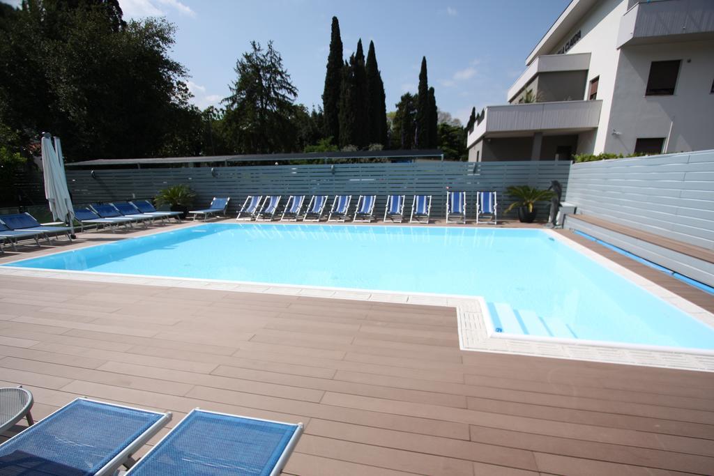 Hotel Miorelli Torbole Sul Garda Exterior photo