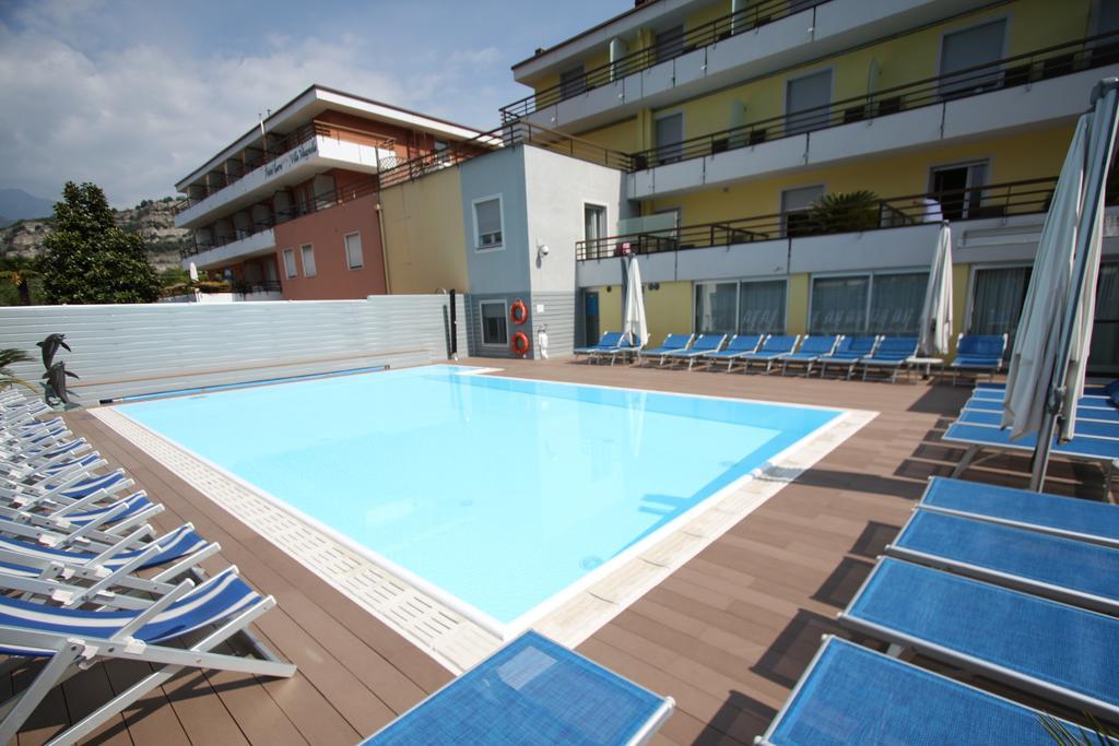 Hotel Miorelli Torbole Sul Garda Exterior photo